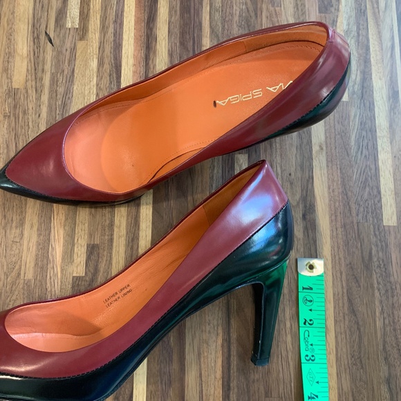 Via Spiga Black and Burgundy Heels - Picture 9 of 15